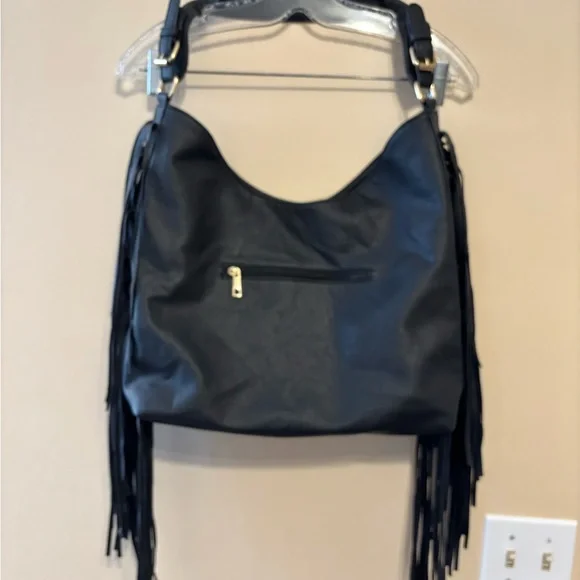 NWOT Black Fringe Hobo Shoulder Bag - Sleek Everyday Carry - Picture 2 of 8